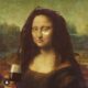 Mona Lisa holding a glass of beer with a smile.